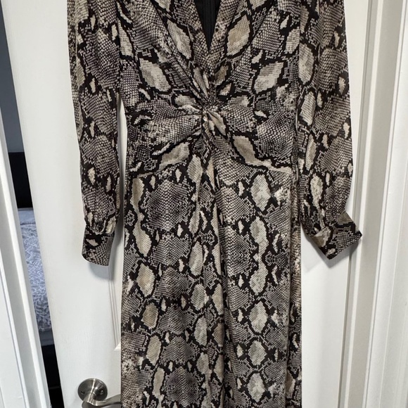 Guess by Marciano "Untamed" high-low maxi dress - Picture 2 of 2